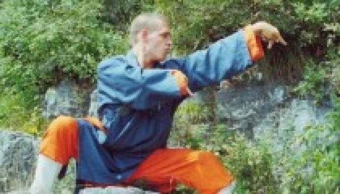 Egyedüli magyarként James Bond mellett