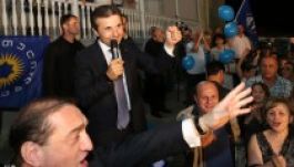 Grúzia: Szaakasvili elismerte vereségét