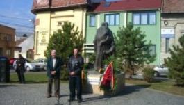 „Az emberek lemondtak emberiességükről”