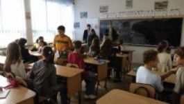 Újabb szigorítások az iskolai rendszabályzatban