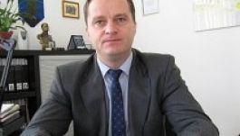 Várhatóan Mezei János váltja Szász Jenőt az MPP élén