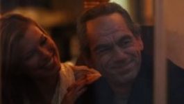 Átverték a román médiát Tommy Lee Jonesszal