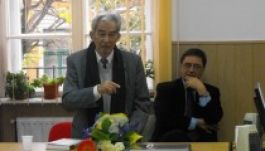 Köszöntő konferenciával, tanulmánykötettel