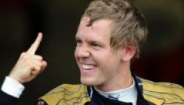 Vettelé az első rajtkocka a vasárnapi Japán Nagydíjon