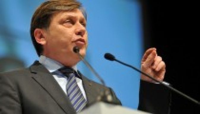 Mégsem idegesíti Crin Antonescut a magyarok jelenléte?