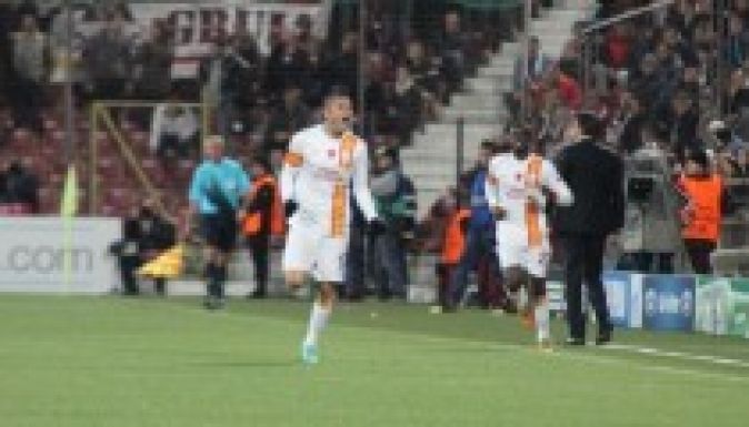 BL: bevették a törökök a CFR fellegvárát 