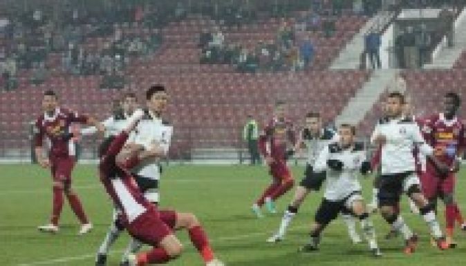 Liga 1: vereséggel hangoltak a derbire a kolozsvári csapatok