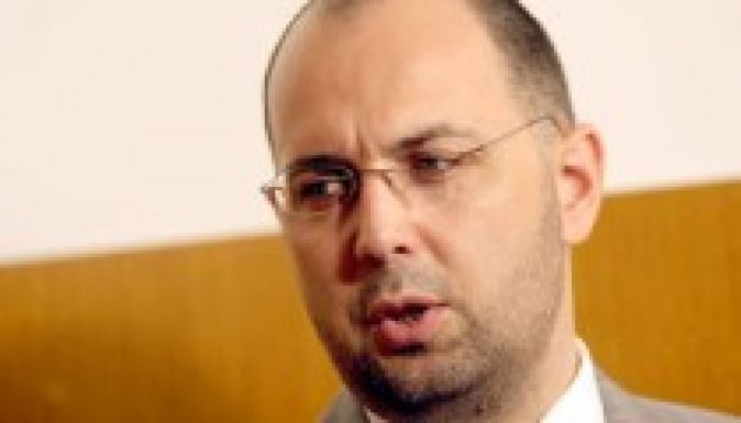 Nem tábornok többé Kelemen Hunor