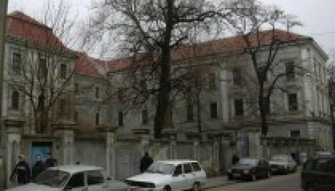 Nagyváradon utcára vonultak a premontrei rend ingatlanaiért