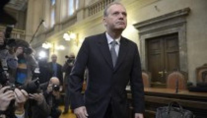 Megvesztegethetőséggel vádolják Adrian Severin osztrák cinkostársát 