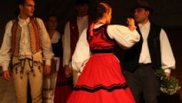 25 éves a székelykeresztúri Pipacsok néptáncegyüttes