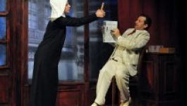 Kabarészínházat alapítottak Aradon