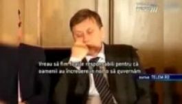 Crin Antonescu elaludt Victor Ponta beszéde közben