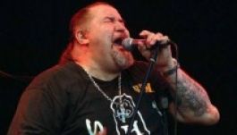 Deák Bill felépülését tüdőgyulladás lassítja