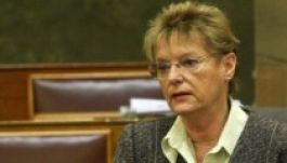 Prioritás a külhoni magyarság oktatásának támogatása