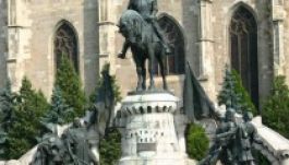 A Jobbik a kolozsvári Iorga-tábla eltávolítását kéri