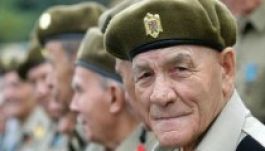 Ponta: megoldást keresnek a katonai nyugdíjak kiegészítésére