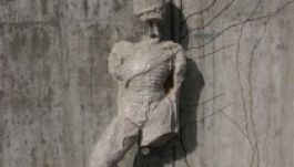 Elkezdődhet a szlovéniai magyar huszárszobor helyreállítása