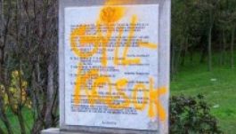 Meggyalázták az amerikai pilóták szigligeti emlékművét