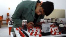 Novemberre 500 lej lesz a szakiskolás diákok ösztöndíja