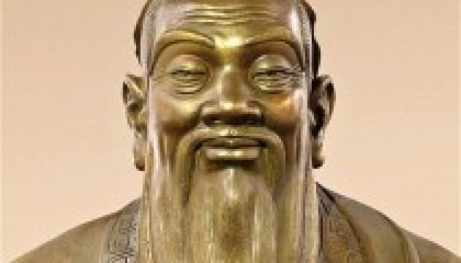 Kofi Annan és Jüan Long-ping a Konfuciusz-békedíj nyertesei