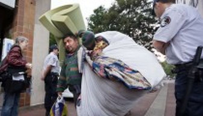 Párizs nem fizet többé az önként hazatelepülő romáknak