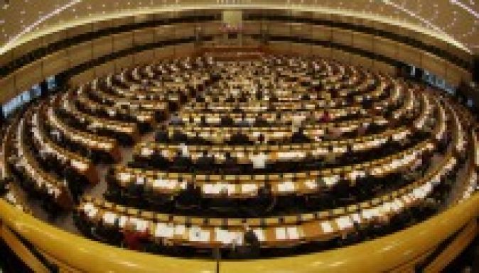 Az Európai Parlament elfogadta a 2013-as költségvetést