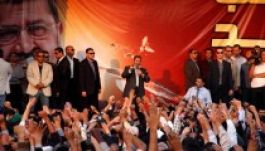 Az egyiptomi elnök hajlik a népszavazás elhalasztására