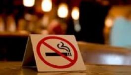 Januártól már játszótereken is tilos lesz rágyújtani