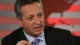 „Fura urak” gyülekezete az új parlament