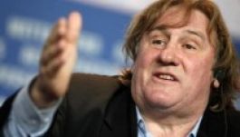 Gérard Depardieu visszaadta francia útlevelét