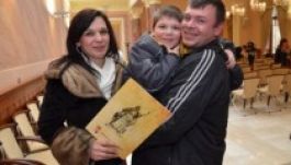 Több mint 380 ezer külhoni kért magyar állampolgárságot