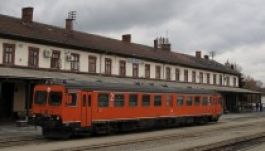 Eszéki diákok tüntettek a magyar vonatok megtartásáért