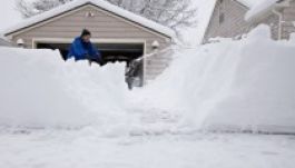 Akadályozza a hó a közlekedést több erdélyi megyében