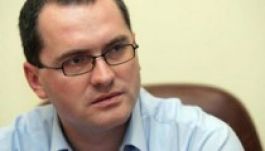 Korodi erős képviseletre, Borboly jogvédelemre szavazott