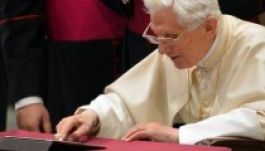 A pápa leelőzte Justin Biebert