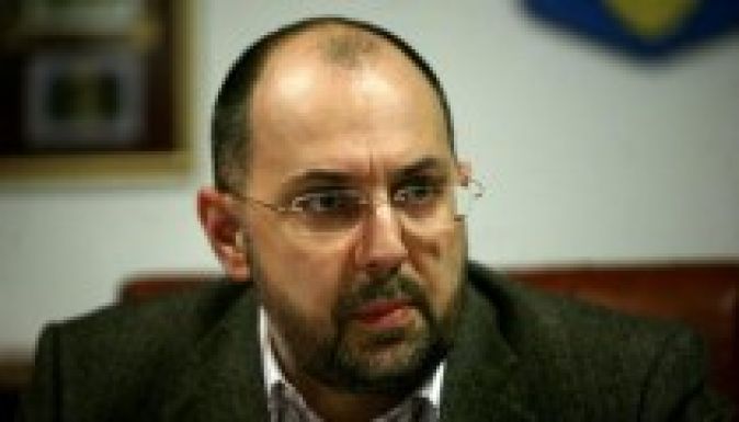 Nem foltozgatást, új alkotmányt szeretne Kelemen Hunor