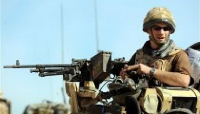 Harry herceg épségben hazatért az afganisztáni frontról 