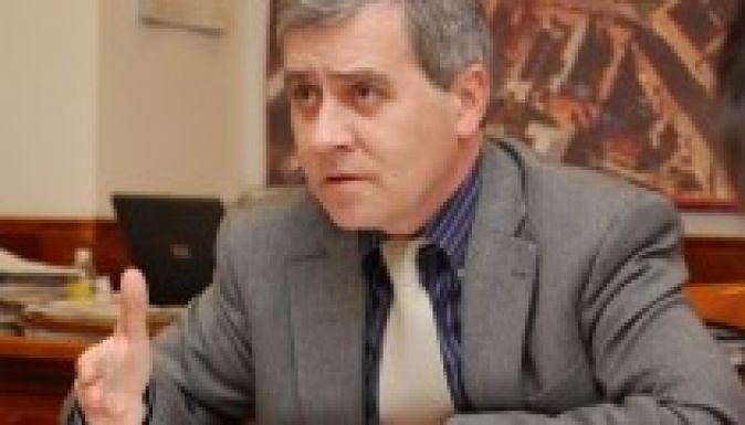 Ilyés szerint lehetetlen helyzetet teremtett a kormány