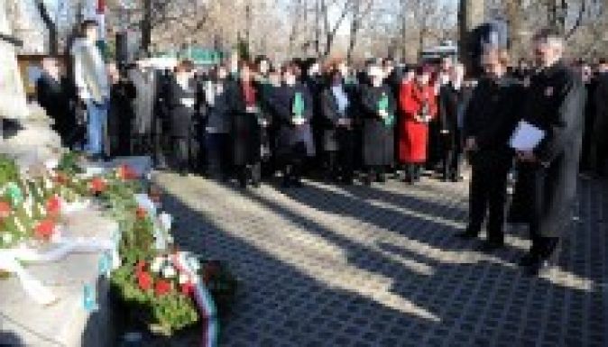 Vita Nagyváradon a március 15-i ünnepségek miatt 