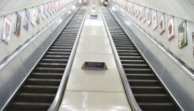Százhúsz éve mozog a mozgólépcső