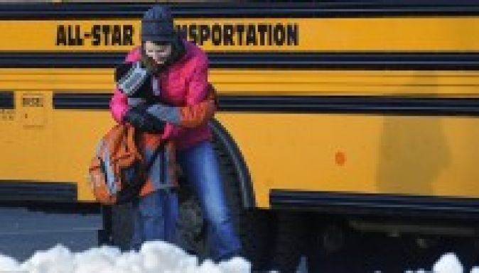 Újrakezdődött a tanítás a newtowni iskola tanulói számára