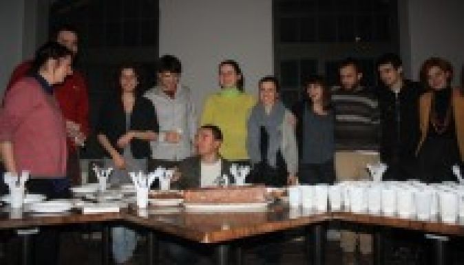 Merészet álmodó kolozsvári színészek: Várótermesek