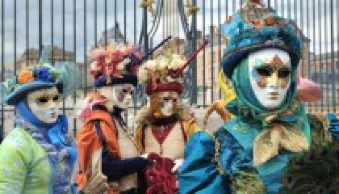 Megkezdődött a velencei karnevál