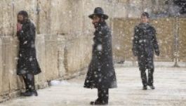 Hatalmas hóvihar bénította meg Jeruzsálemet