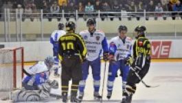 Hoki: idegenből rabolna pontokat a HSC és a Corona