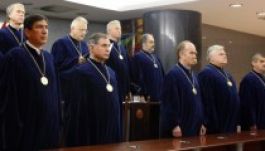 Alkotmányellenes a magyar választók előregisztrációja