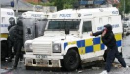 Vízágyúval és gumilövedékkel oszlatták a belfasti zavargásokat