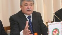 Az MLSZ óriáskivetítőket ígér a zártkapus magyar–románra 