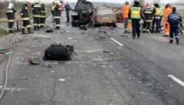 Áttelepült csíki család vesztette életét a karcagi balesetben